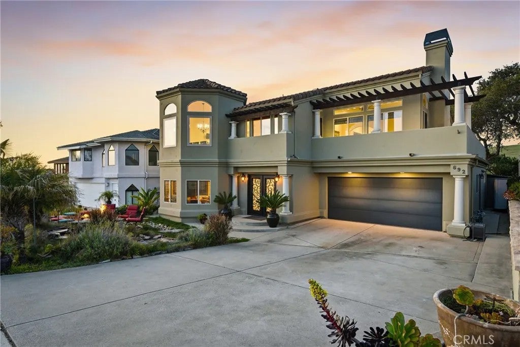 692 Shamrock