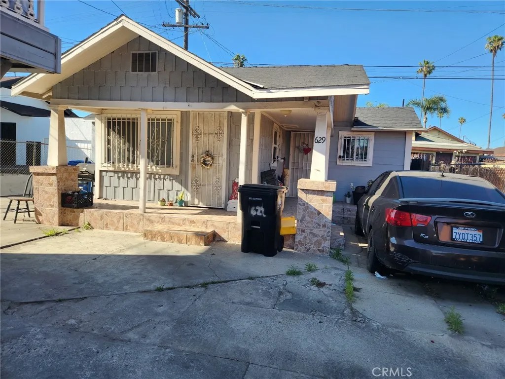 629-w GAGE Avenue