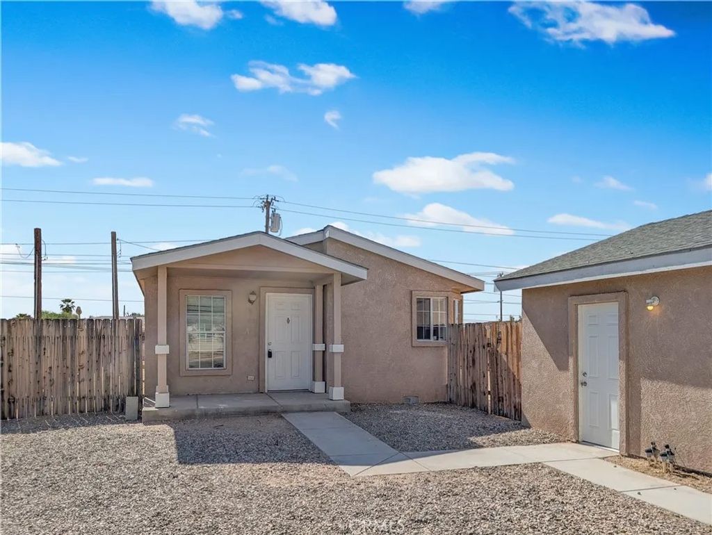 Photo of 17647 Palowalla Rd, Blythe, CA 92225 (MLS # OC25272045)