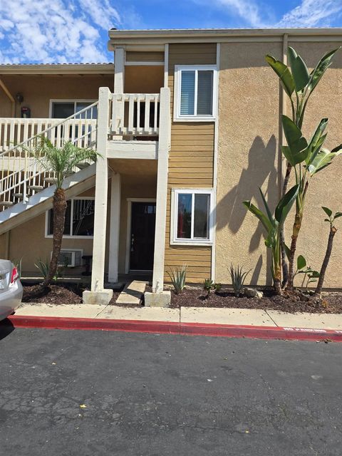 Photo of 340 W 15Th Ave #5, Escondido, CA 92025 (MLS # 250037533) Photo of 340 W 15Th Ave #5, Escondido, CA 92025 (MLS # 250037533)