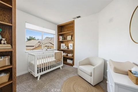 Tiny photo for 601 Las Arenas Court, Bakersfield, CA 93314 (MLS # SR25246144)