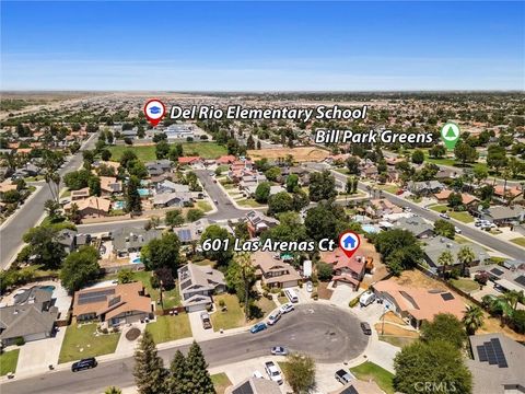 Tiny photo for 601 Las Arenas Court, Bakersfield, CA 93314 (MLS # SR25246144)