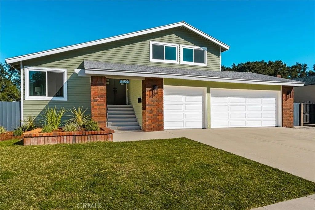 Photo of 1308 Desert Willow Lane, Diamond Bar, CA 91765 (MLS # OC26007138)