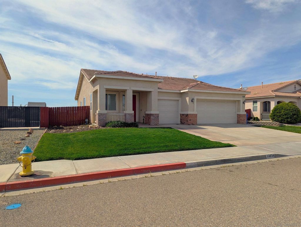 Photo of 13254 High Mesa St, Victorville, CA 92395 (MLS # 260006864)