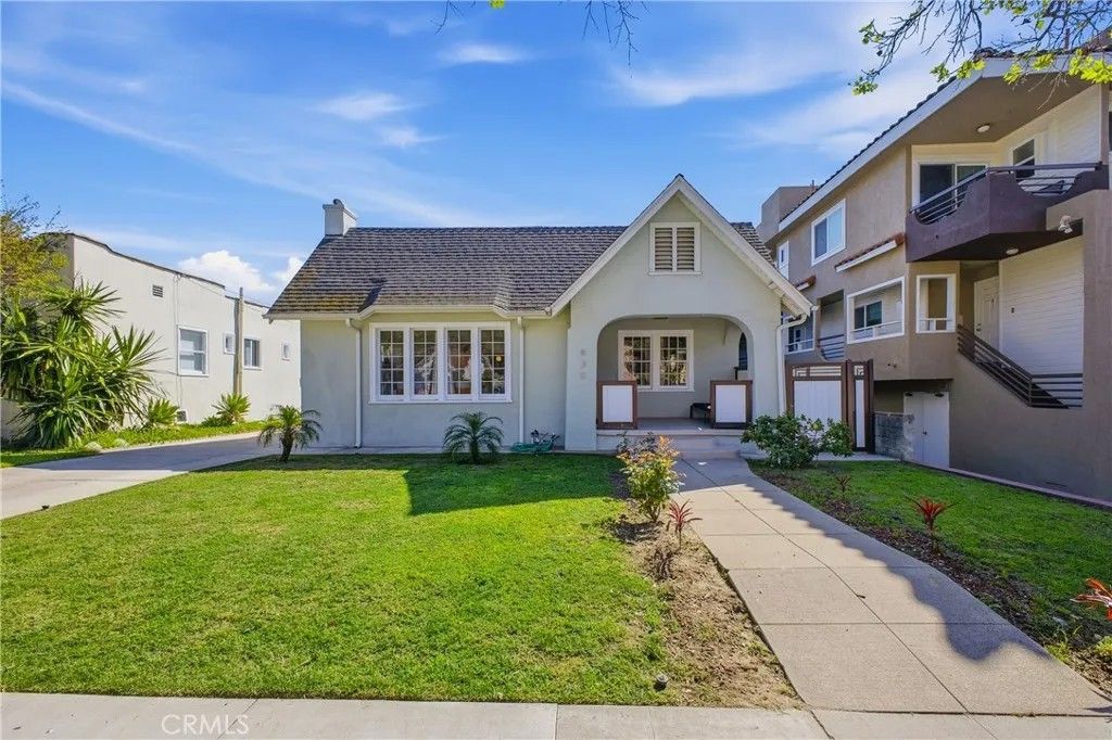 Photo of 630 Pioneer Drive, Glendale, CA 91203 (MLS # GD26055740)
