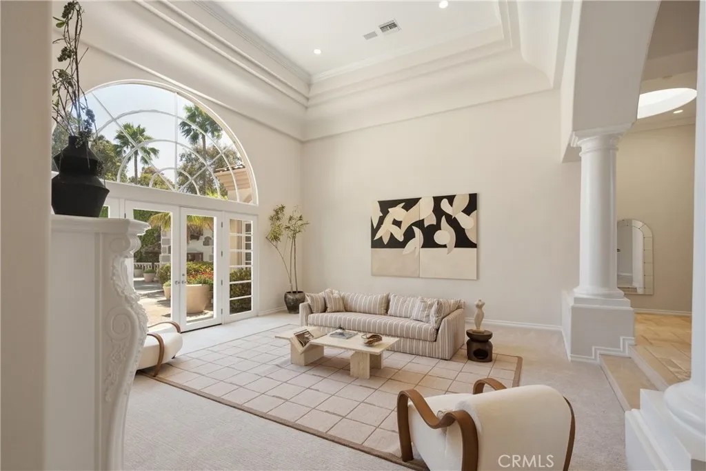 16727 Camino Sierra del Sur Drive