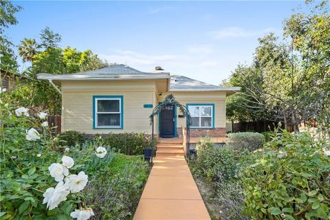 Photo of 4073 Cedar Street, Riverside, CA 92501 (MLS # OC26017587)