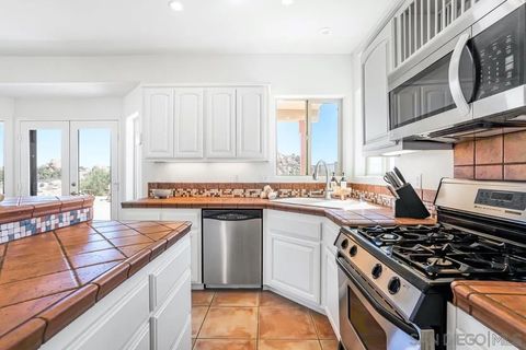 Tiny photo for 57388 Manzaniata Drive, Yucca Valley, CA 92284 (MLS # 250040901)