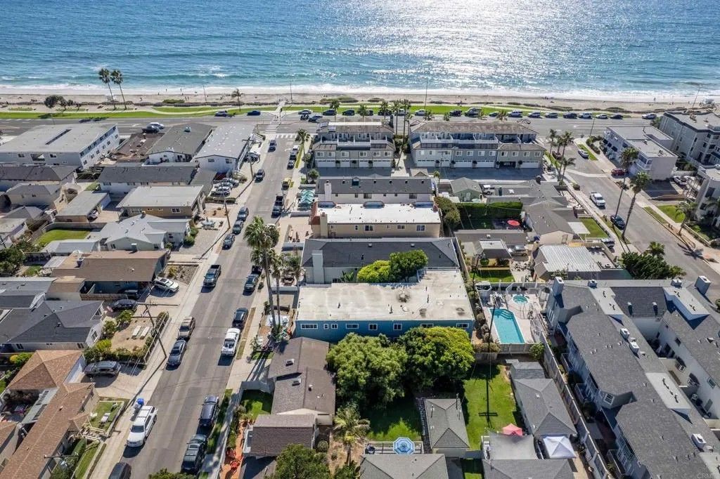 Photo of 160 Hemlock Ave, Carlsbad, CA 92008 (MLS # NDP2509317)