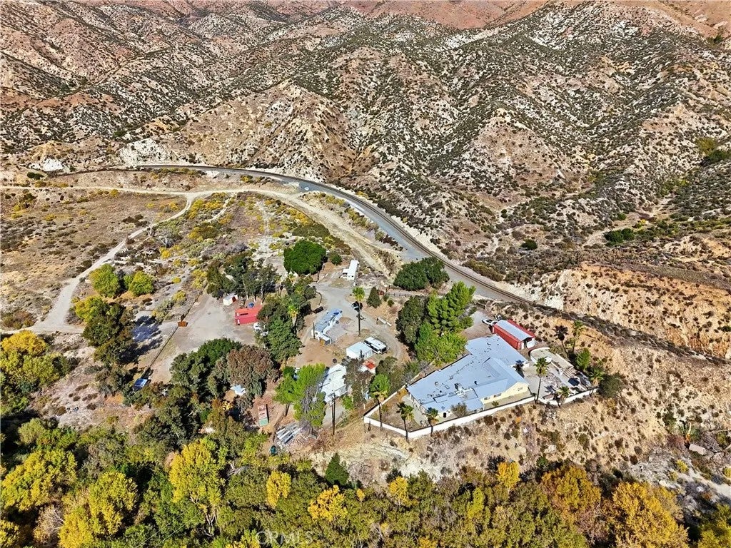 8235 Soledad Canyon Road