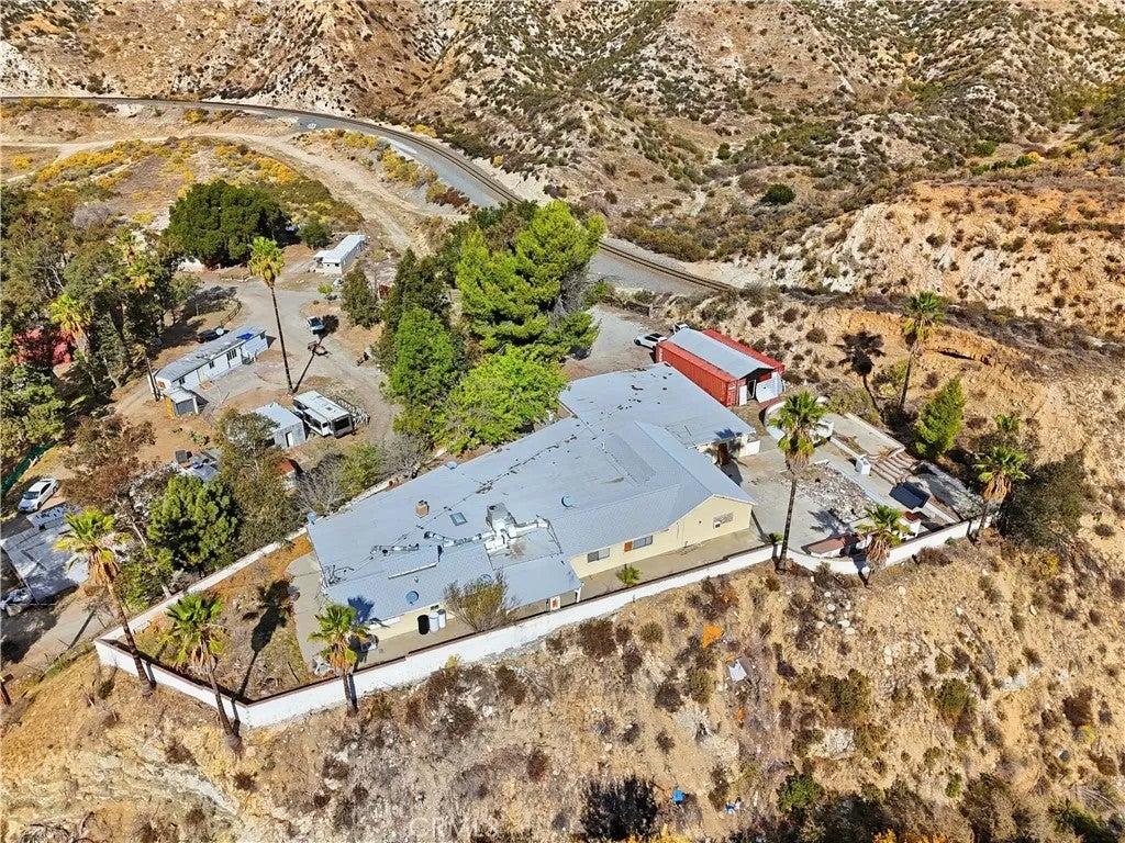 8235 Soledad Canyon Road