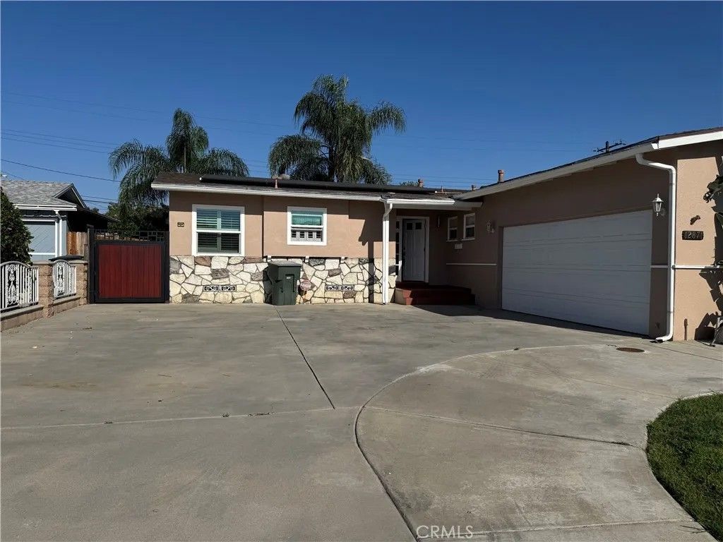 Photo of 12871 Russell Ave, Chino, CA 91710 (MLS # CV26076126)