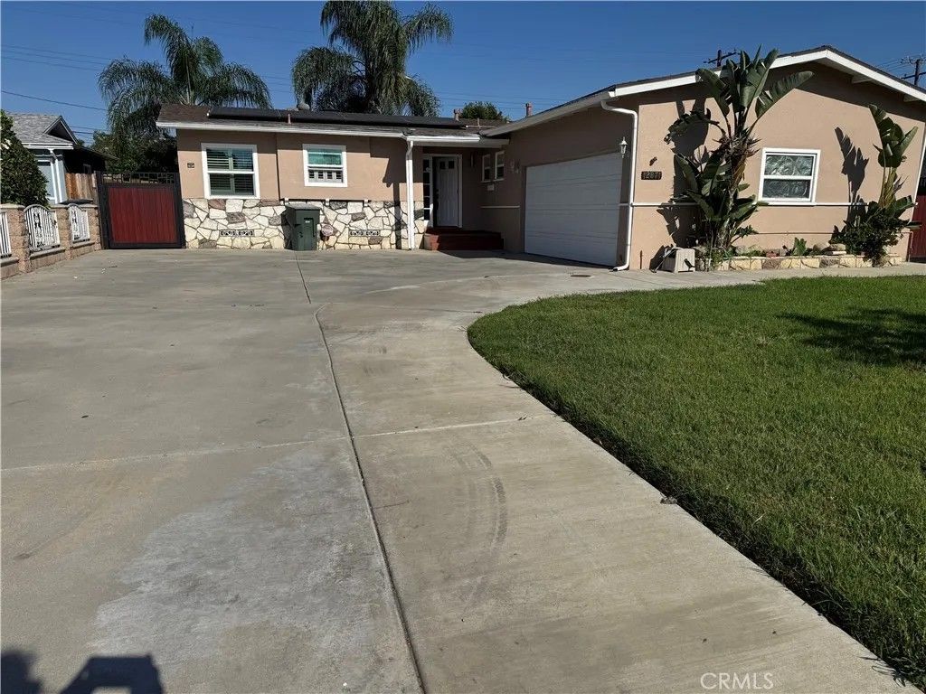 Photo of 12871 Russell Ave, Chino, CA 91710 (MLS # CV26076126)
