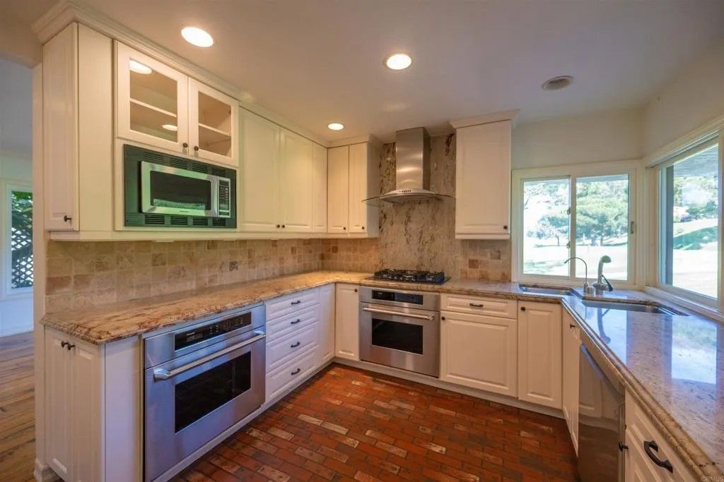 Photo of 1377 Camino Teresa, Solana Beach, CA 92075 (MLS # NDP2604588)