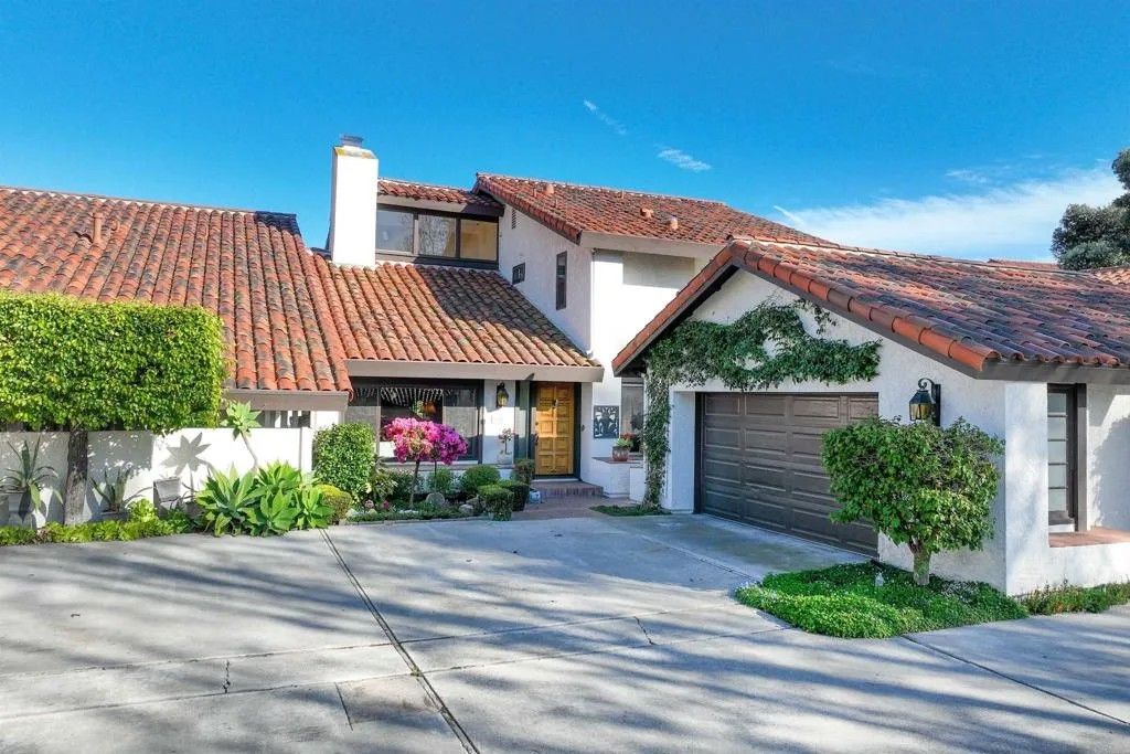 Photo of 1377 Camino Teresa, Solana Beach, CA 92075 (MLS # NDP2604588)