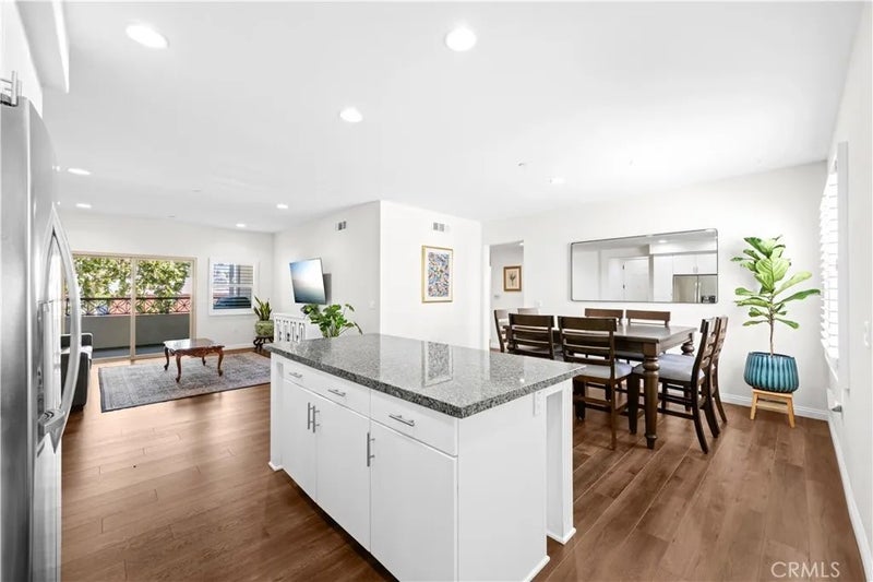 401 S Anaheim 3