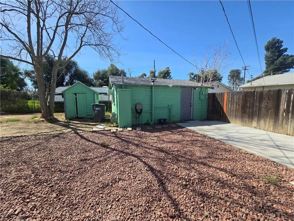 Photo of 814 Edgar Ave, Beaumont, CA 92223 (MLS # IG26056668)
