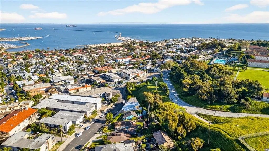 Photo of 765 W 30th Street, San Pedro, CA 90731 (MLS # SB26089397)