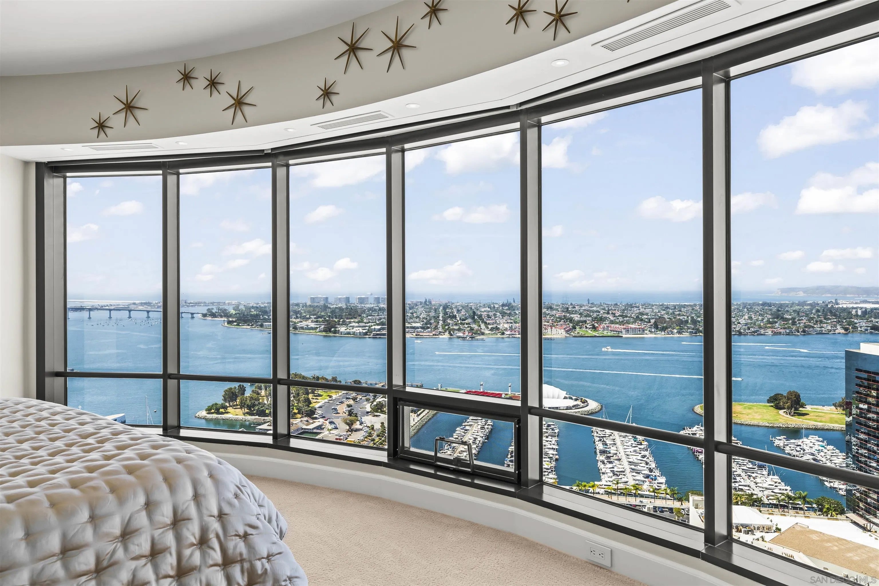 200 Harbor Drive 3702