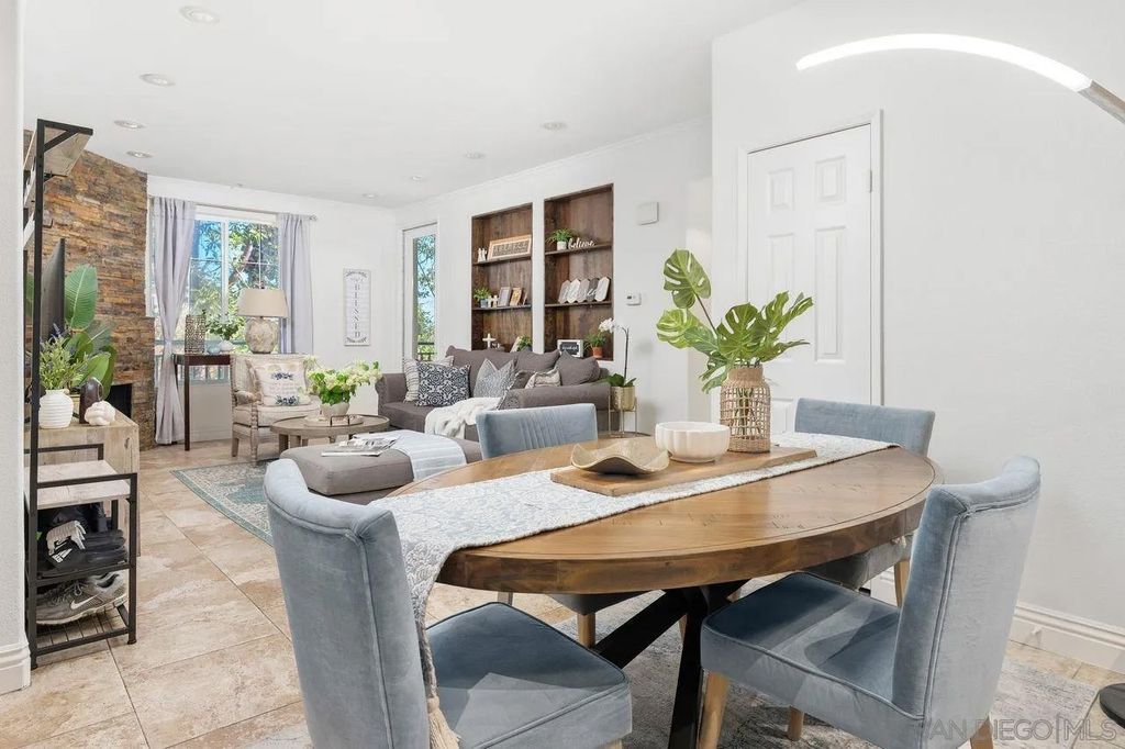 Photo of 12366 Carmel Country Rd #207, San Diego, CA 92130 (MLS # 260003670)