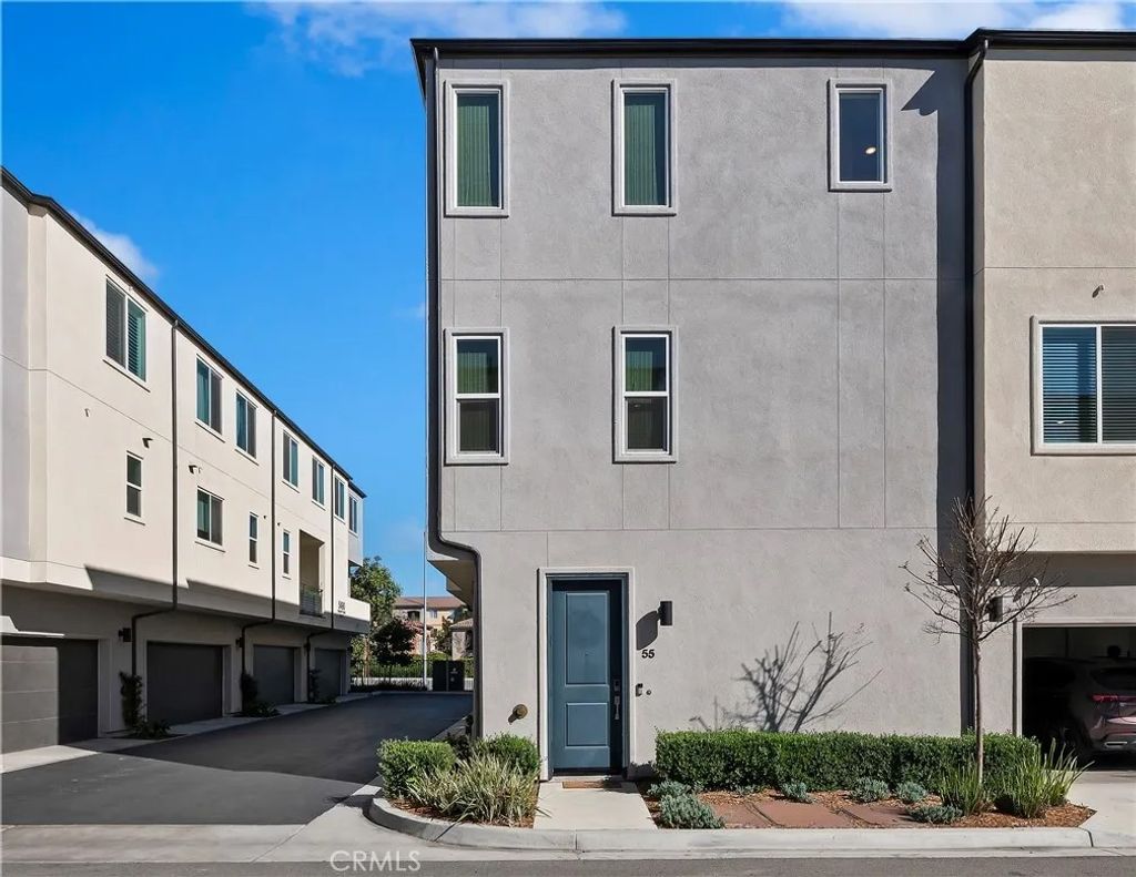 Photo of 5494 Seacliff Place #55, San Diego, CA 92154 (MLS # SW26038955)