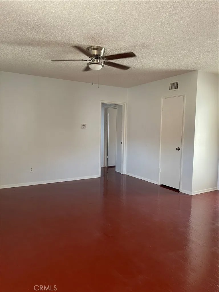 25437 Edgemont