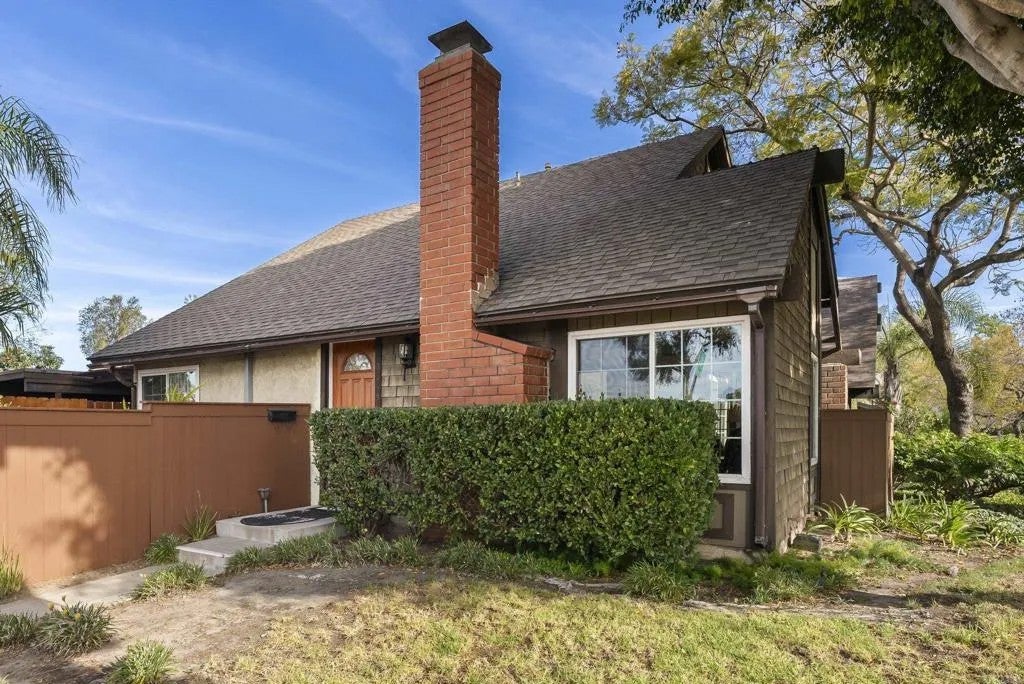 10665 Escobar Drive