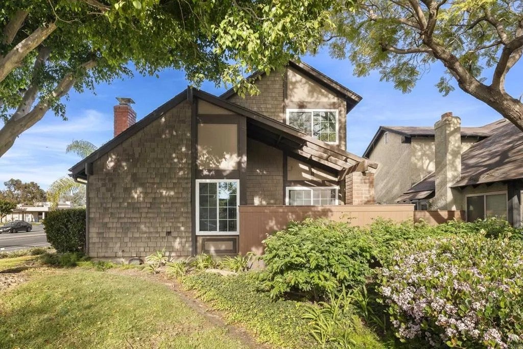 10665 Escobar Drive