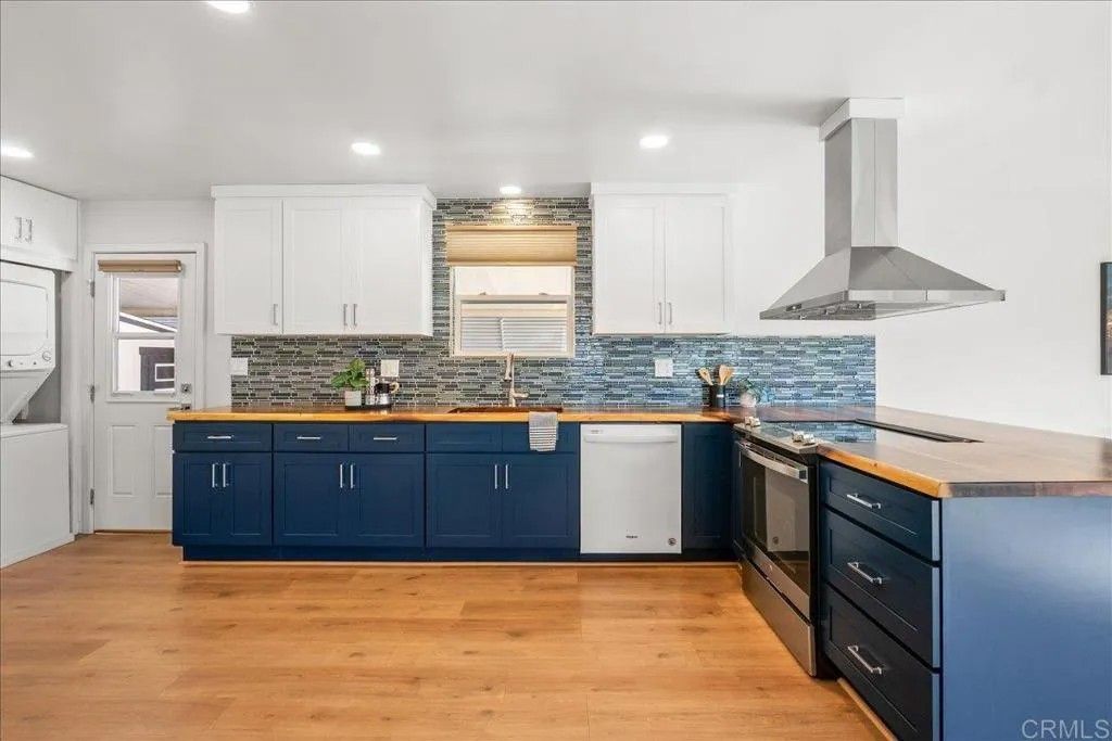 Photo of 8975 Lawrence Welk Drive #SPC 195, Escondido, CA 92026 (MLS # NDP2602303)