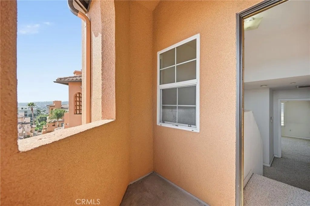 3711 Baldwin Street 1203