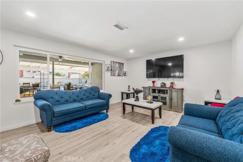 839 S Aspen
