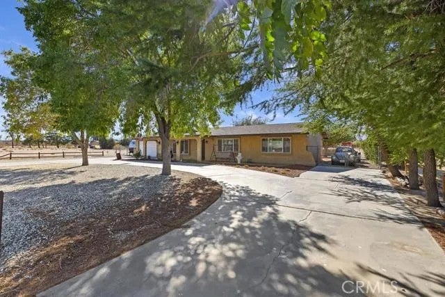 21775 Sioux Road