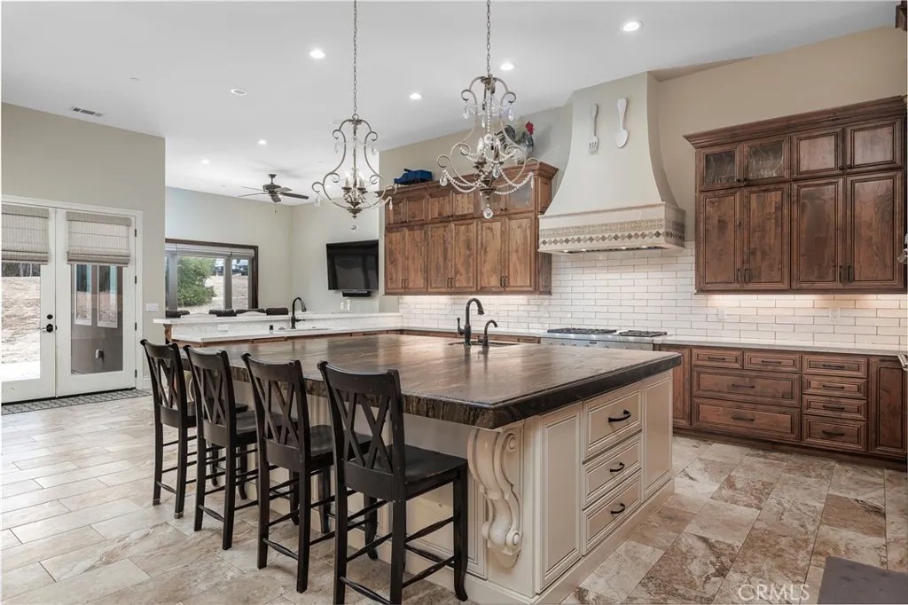 1950 Lemon Ranch Road