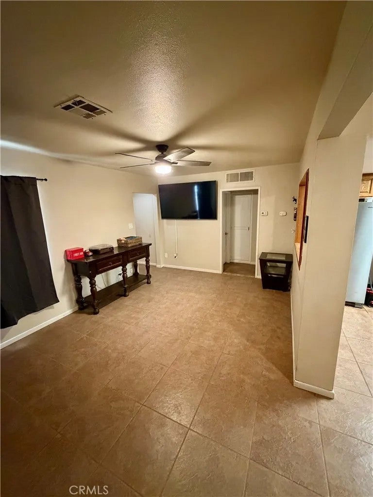542 N 4th