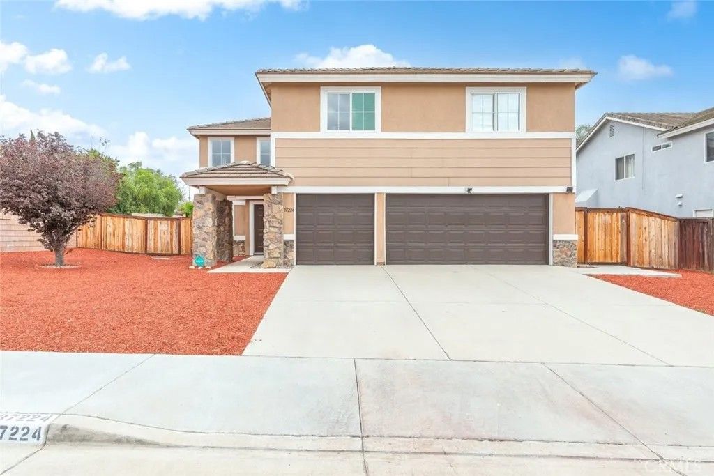 Photo of 37224 Summerglen Avenue, Murrieta, CA 92563 (MLS # SW25237295)
