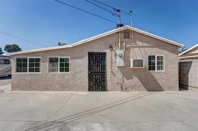 4325 Bannister