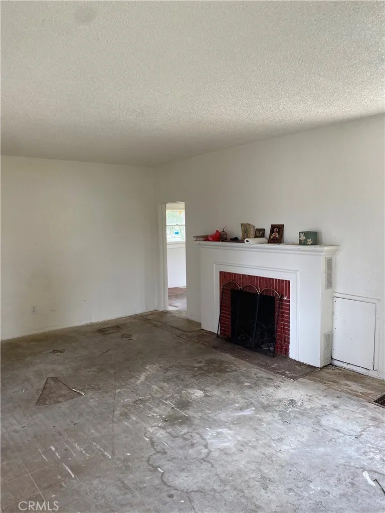 3794 Sunset Lane