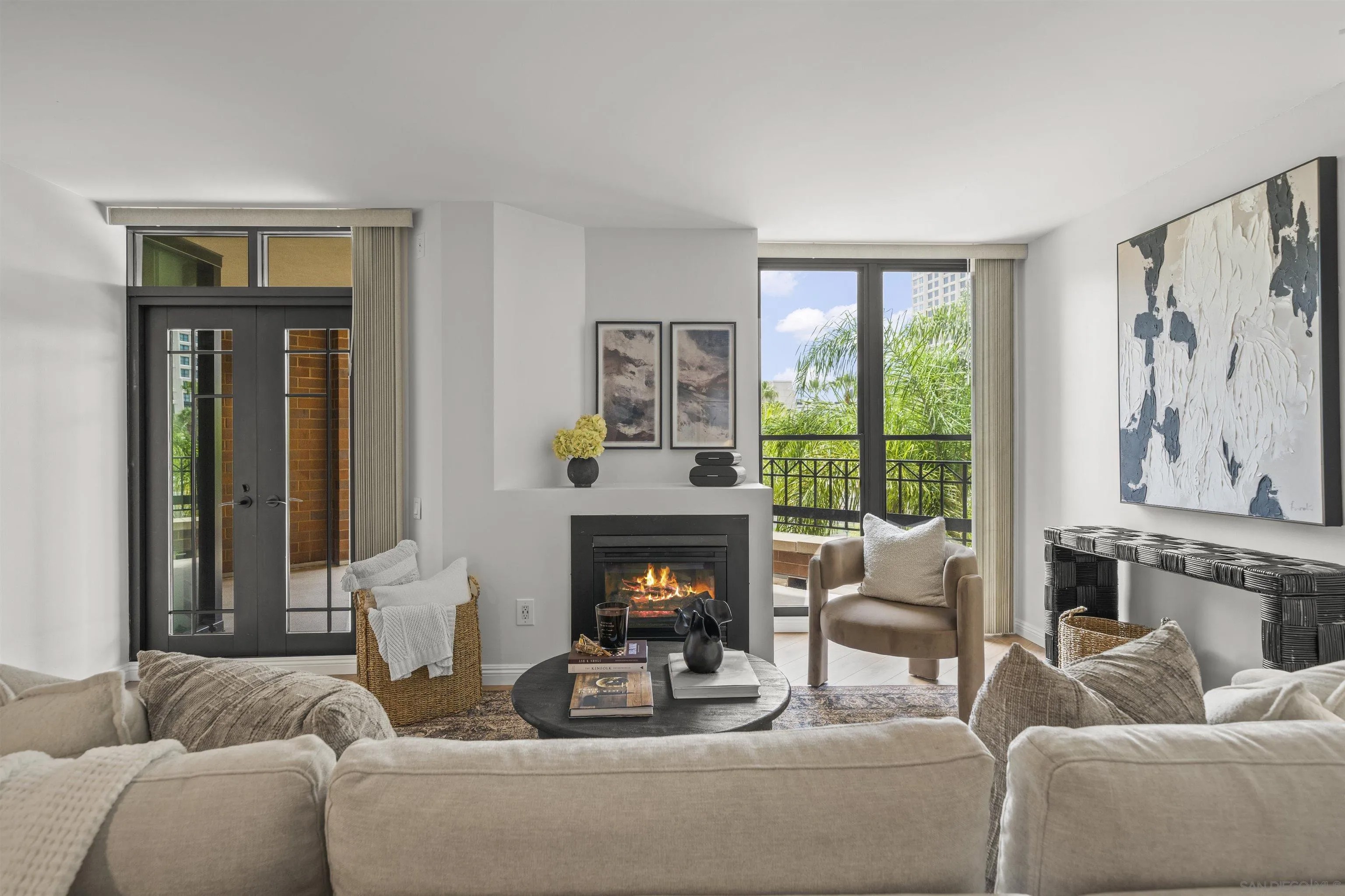 500 W Harbor Drive 318