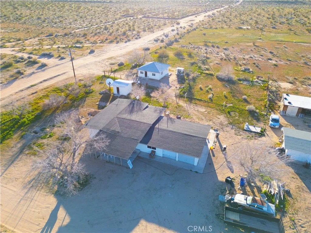 Photo of 10350 Colusa Rd, Adelanto, CA 92301 (MLS # CV26041548)