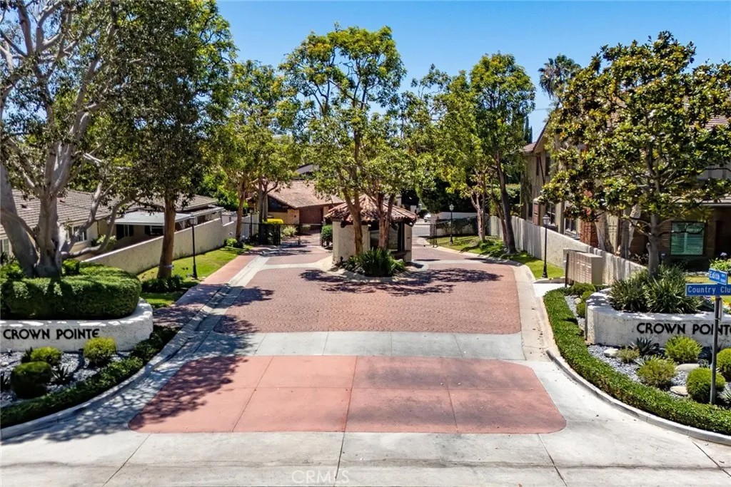 4000 Marion Way