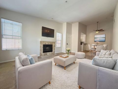 Tiny photo for 18680 Caminito Cantilena #236, San Diego, CA 92128 (MLS # 260007900)