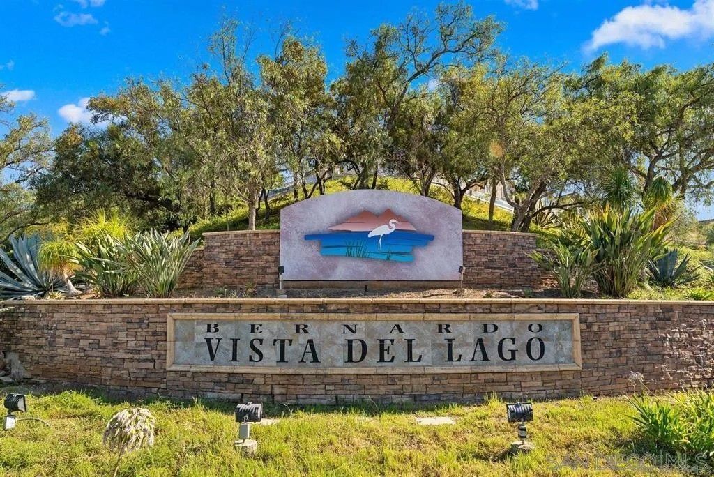 Photo of 18680 Caminito Cantilena #236, San Diego, CA 92128 (MLS # 260007900)