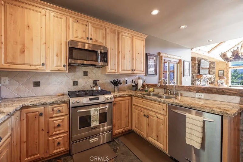 42489 Bear Loop