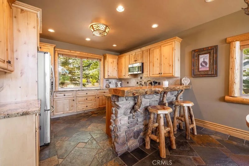 42489 Bear Loop
