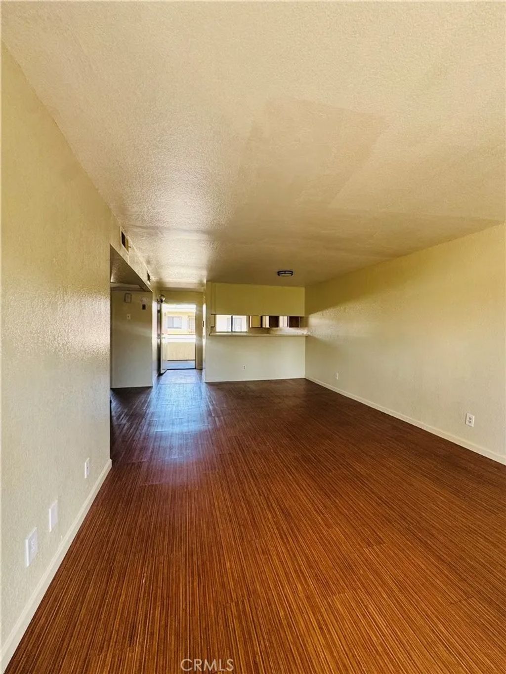 Photo of 14610 Delano St #215, Van Nuys, CA 91411 (MLS # SR26061593)