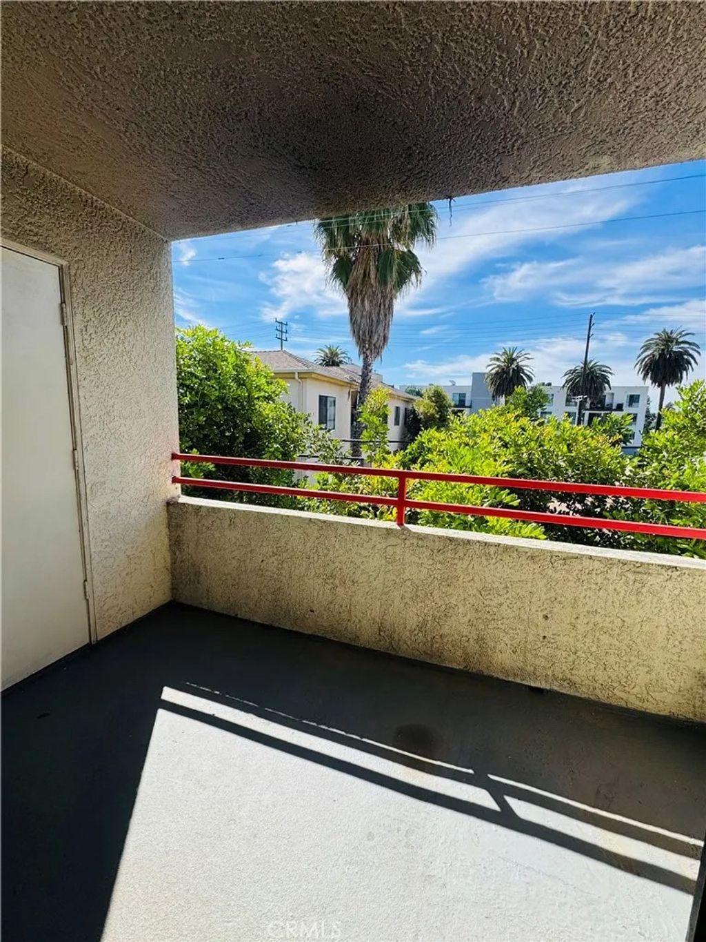 Photo of 14610 Delano St #215, Van Nuys, CA 91411 (MLS # SR26061593)