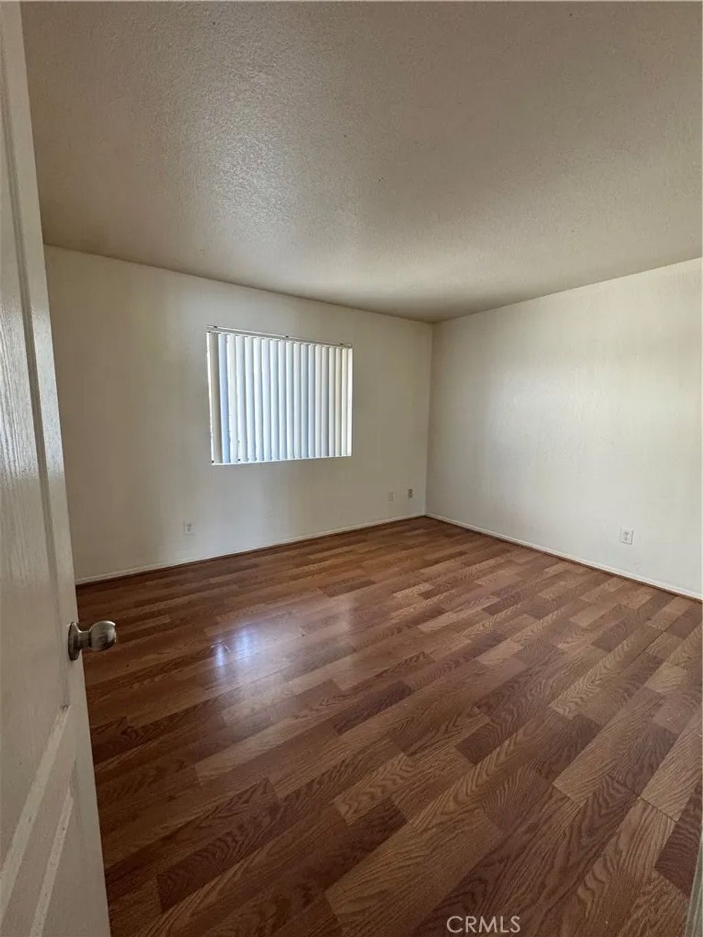 Photo of 14610 Delano St #215, Van Nuys, CA 91411 (MLS # SR26061593)