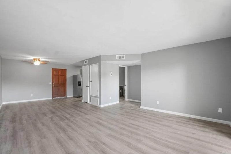 8000 University Avenue