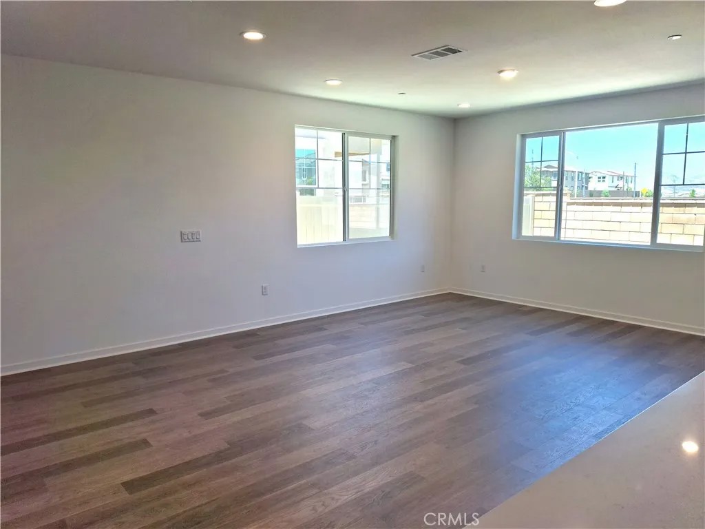 29205 Santa Fe Springs Court