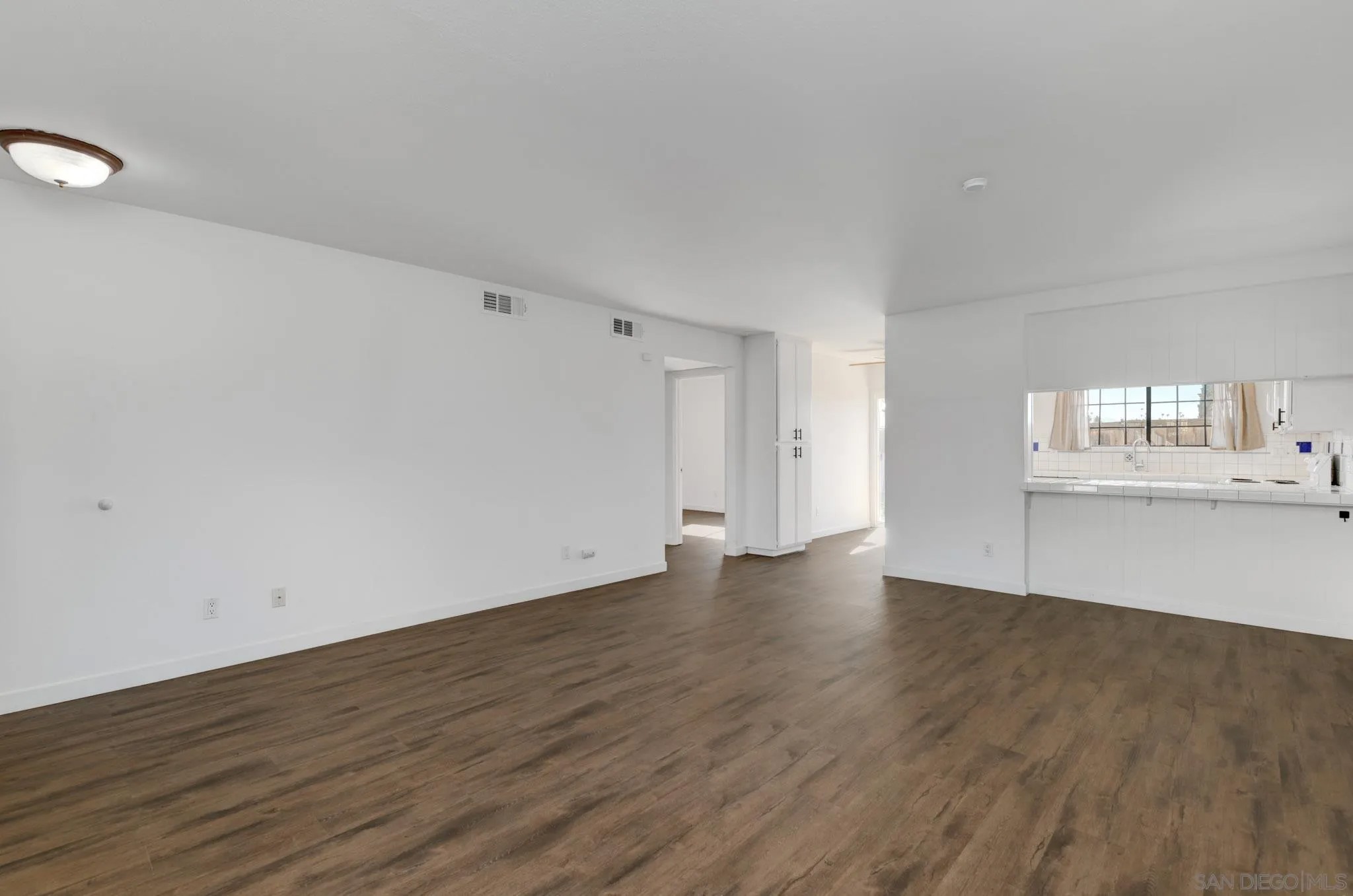 625 S Fig Street 10